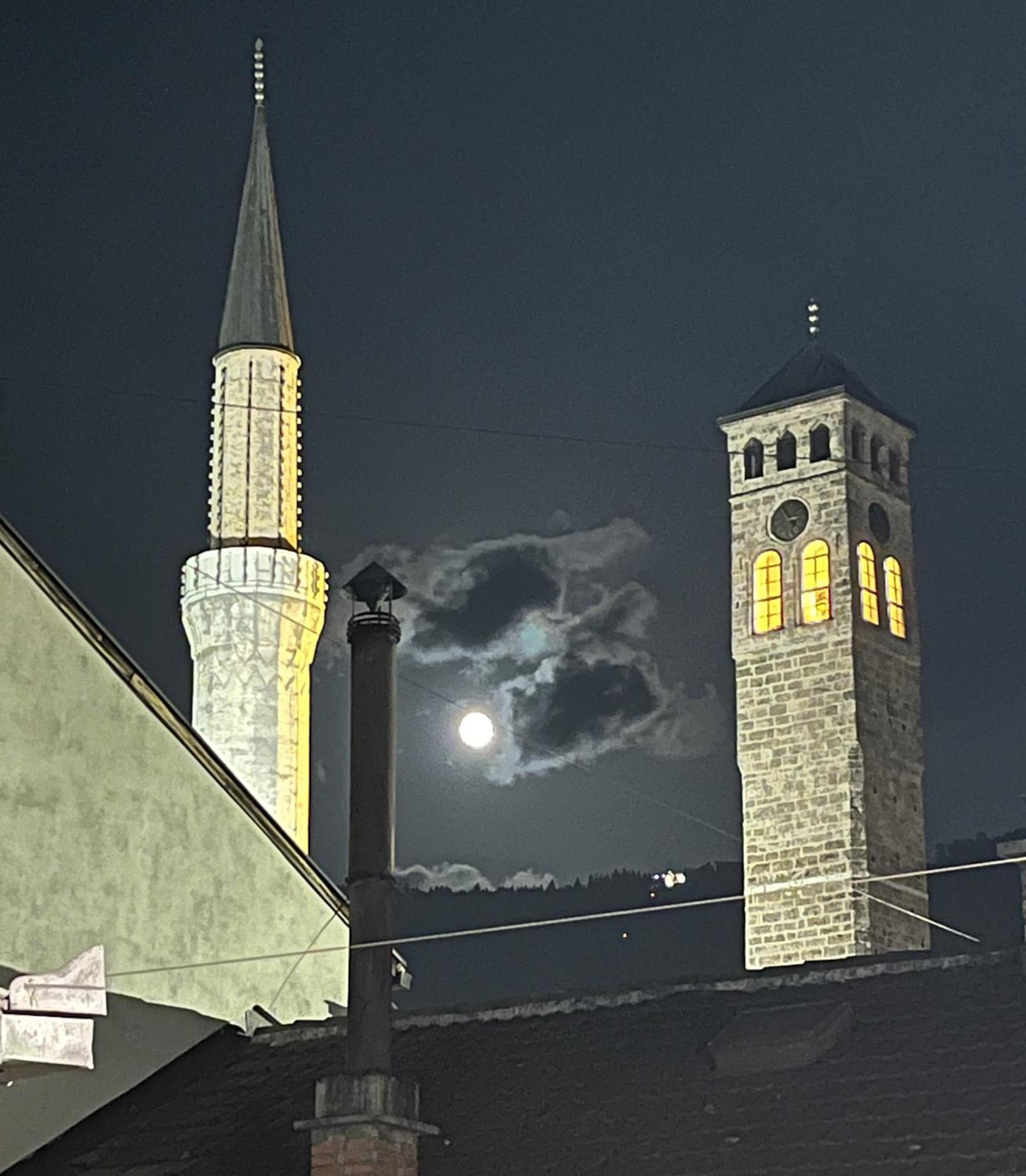 Sarajevo Luxury Apartment - 50 M From Old Sarajevo Clock Tower Zewnętrze zdjęcie