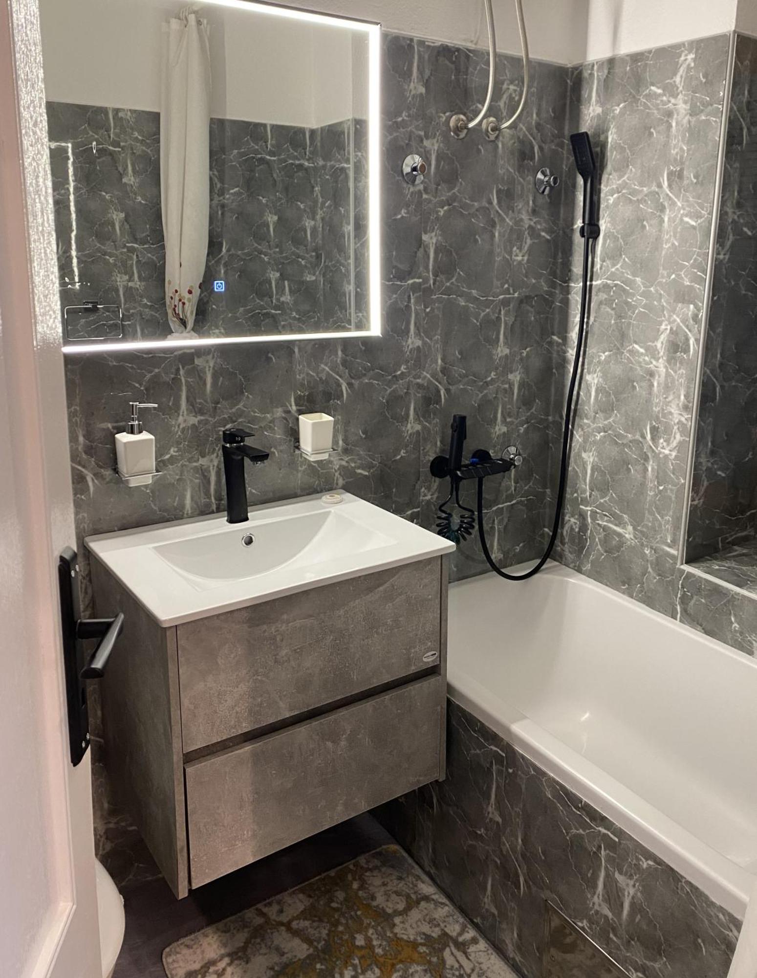 Sarajevo Luxury Apartment - 50 M From Old Sarajevo Clock Tower Zewnętrze zdjęcie