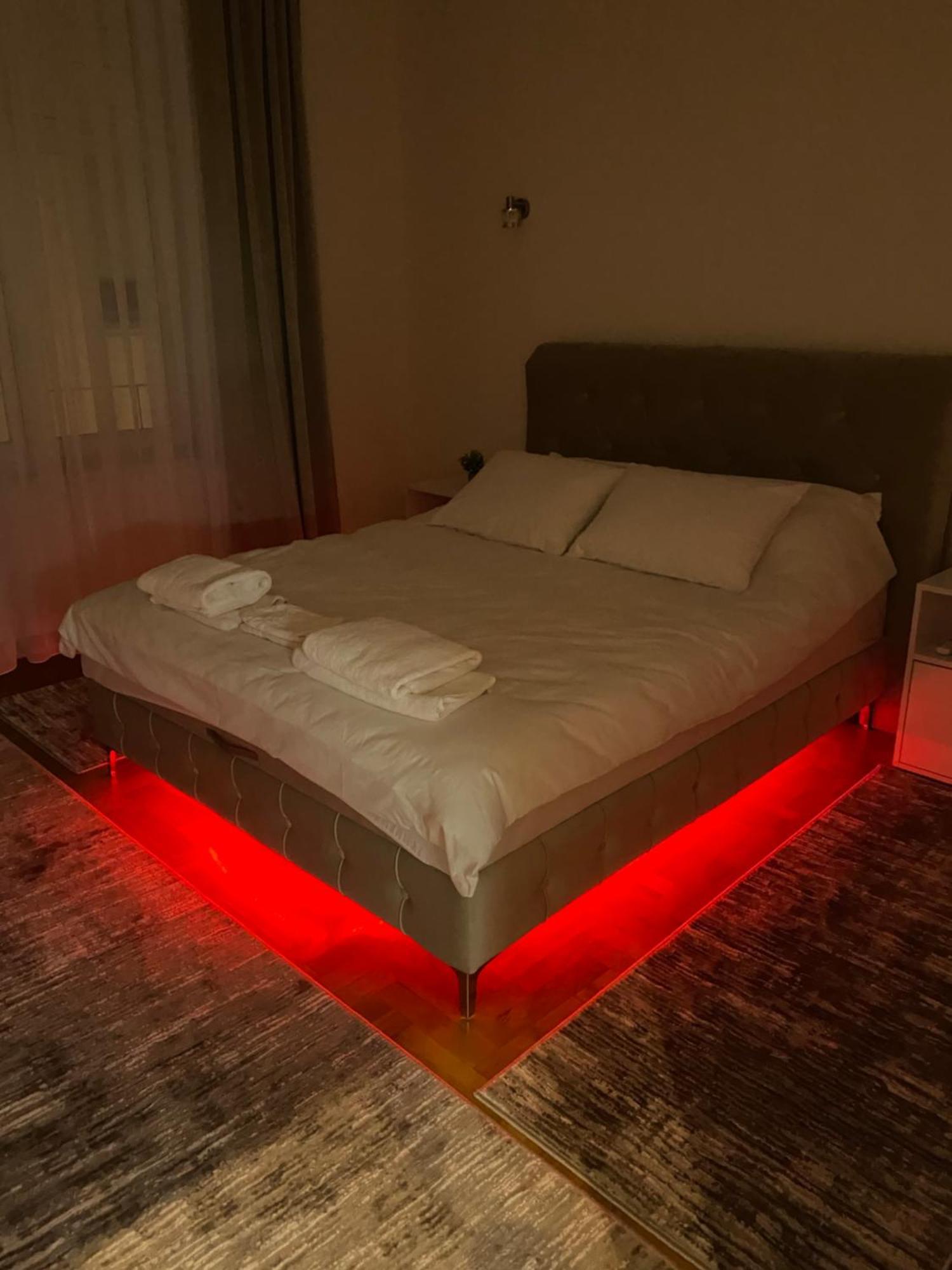 Sarajevo Luxury Apartment - 50 M From Old Sarajevo Clock Tower Zewnętrze zdjęcie